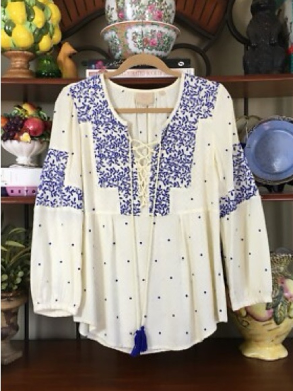 Anthropologie Vanessa Virginia Embroidered Folk Blouse